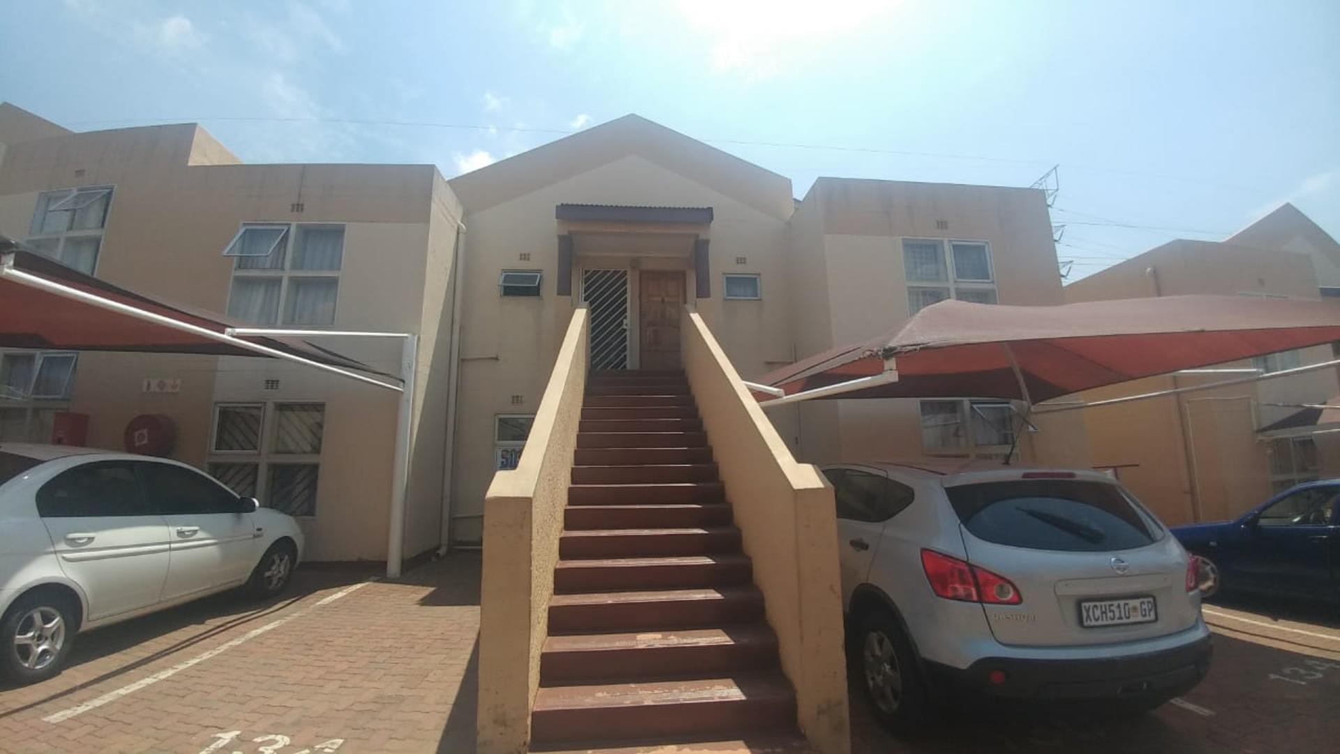 2 Bedroom Townhouse for Sale - Gauteng